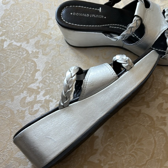 Donald J Pliner Shoes - Picture 2 of 5